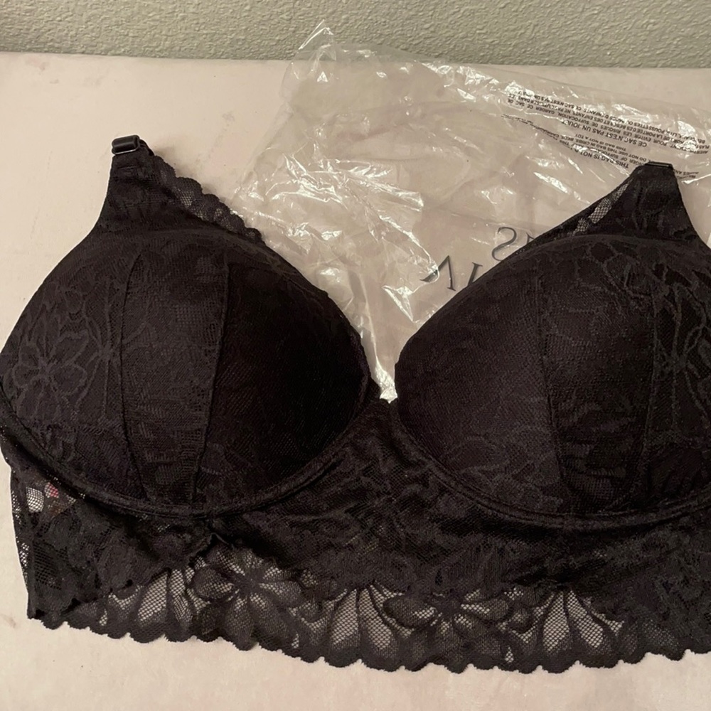 New with Tags!  Victoria’s Secret bra!